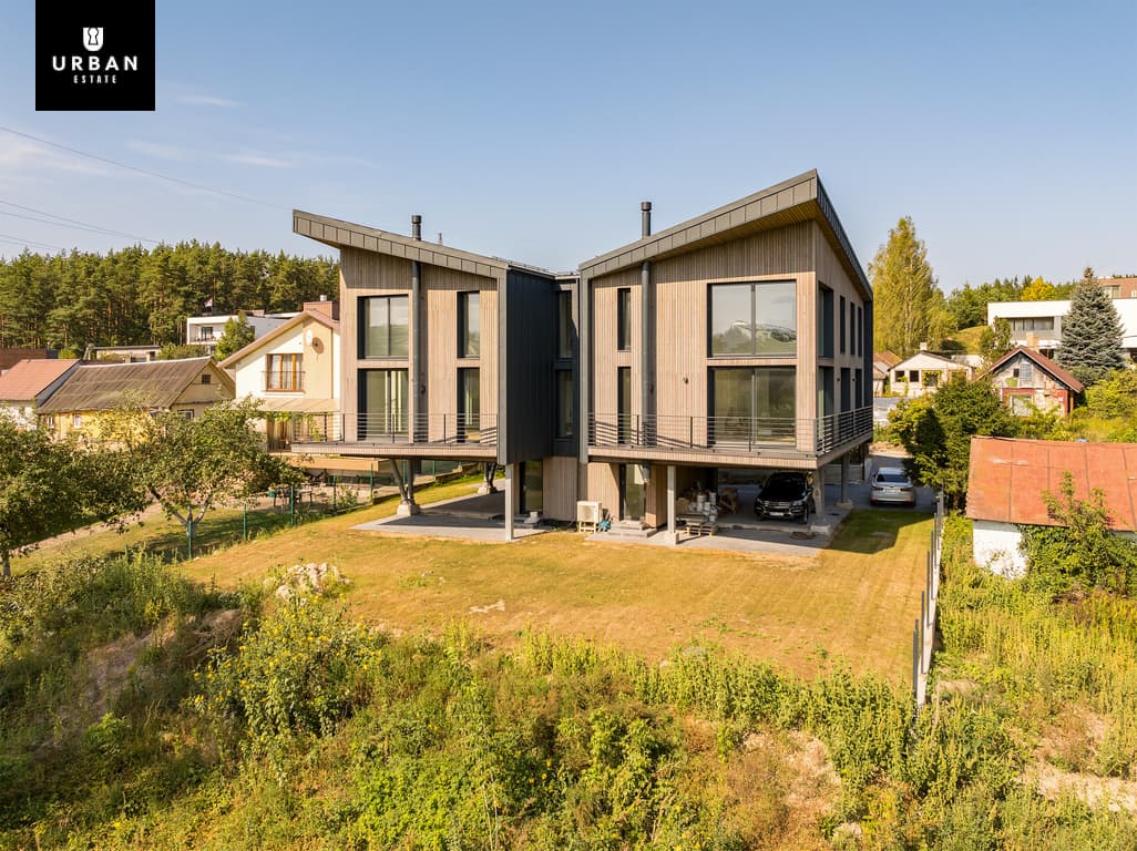 Parduodamas namas Užutėkio g., Bukčiuose, Vilniuje, 155.73 kv.m ploto, 3 aukštai